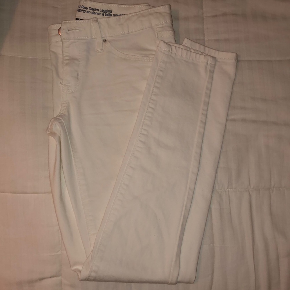 NEVER WORN